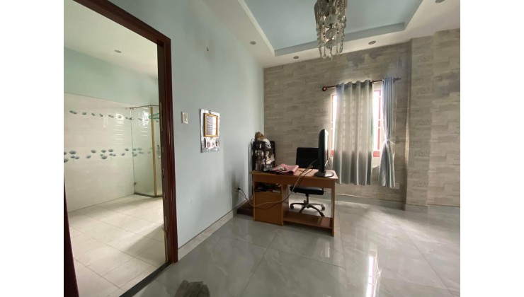 Bán Nhà Lê Đức Thọ 80m2 Hẻm Xe Tải 1 Bước Chân Tiện ích Bủa Vây